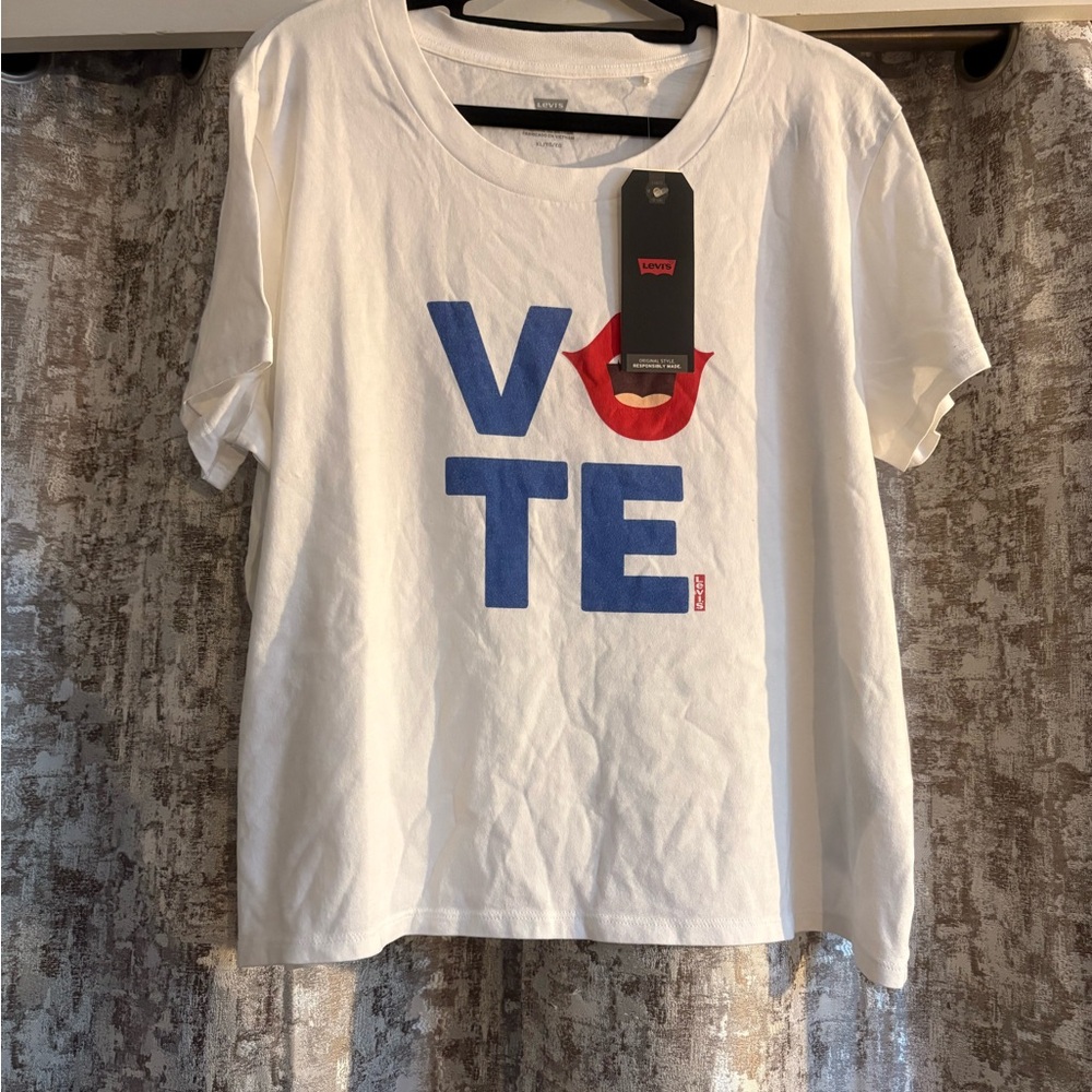 Women’s Levi's White T-Shirt with Blue and Red Graphic